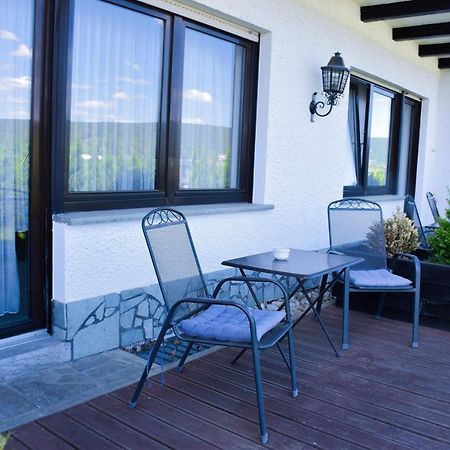 Hotel Bergwiesen - Zimmer Mit Balkon Oder Terasse Lohr am Main Bagian luar foto