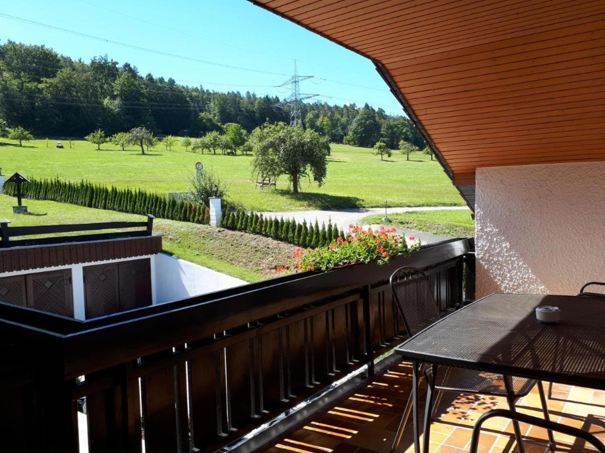 Hotel Bergwiesen - Zimmer Mit Balkon Oder Terasse Lohr am Main Bagian luar foto